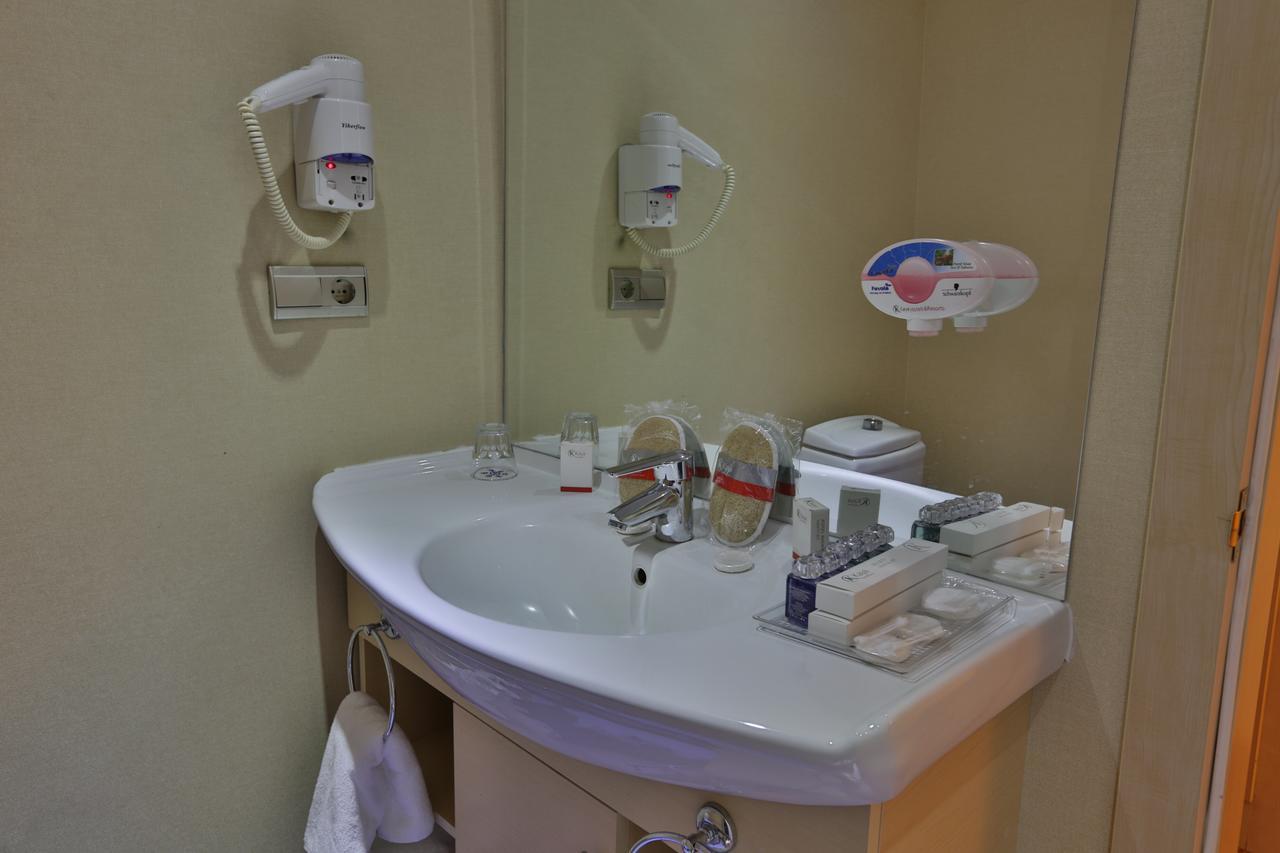 Kaya Greenpark Hotel Karapazar ภายนอก รูปภาพ